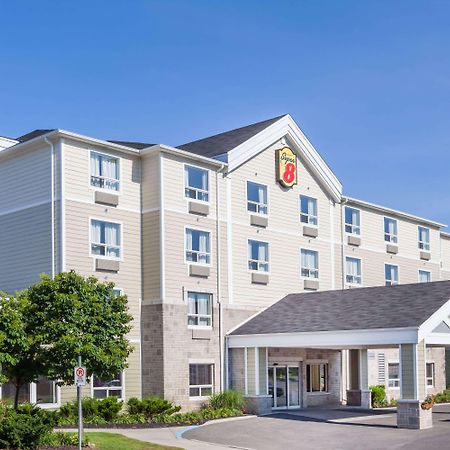 Super 8 By Wyndham Peterborough Hotel Luaran gambar