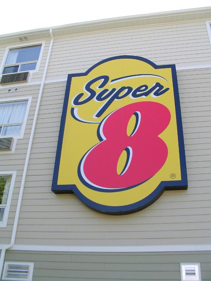 Super 8 By Wyndham Peterborough Hotel Luaran gambar